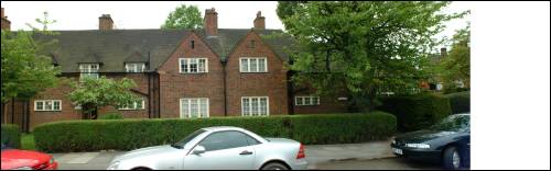 01-12 Queens Court